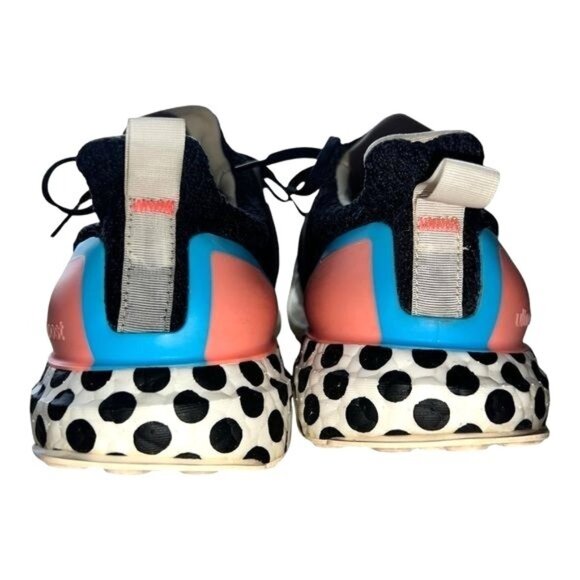 Adidas Women’s UltraBOOST 5.0 DNA Size 8 - Picture 6 of 13